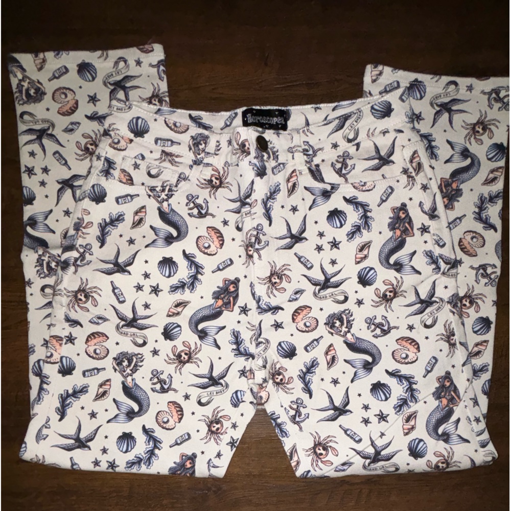 DOLLS KILLS | WHITE HOROSCOPEZ CONSTELLATION DENIM JEANS | M